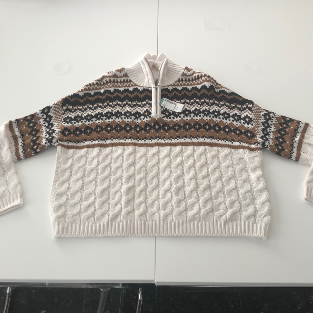 Twik high neck Sweater with zipper Brand New